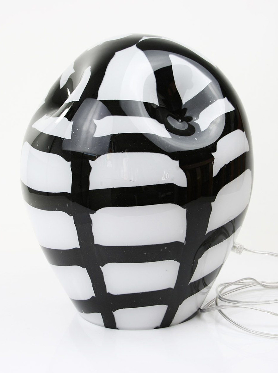 Window, lamp wit-zwart, 3x deuk